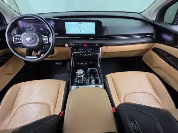 2021 Kia Carnival с пробегом 72 646 км