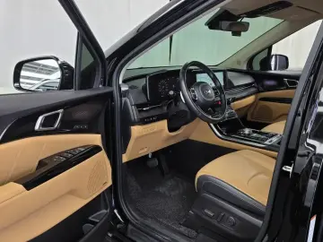 2021 Kia Carnival с пробегом 72 646 км