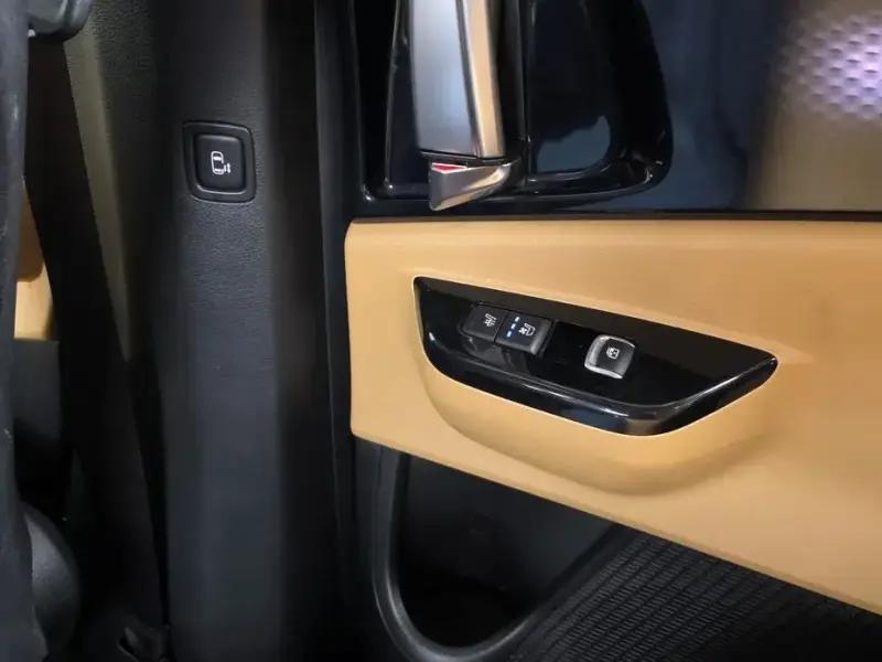 2021 Kia Carnival с пробегом 72 646 км