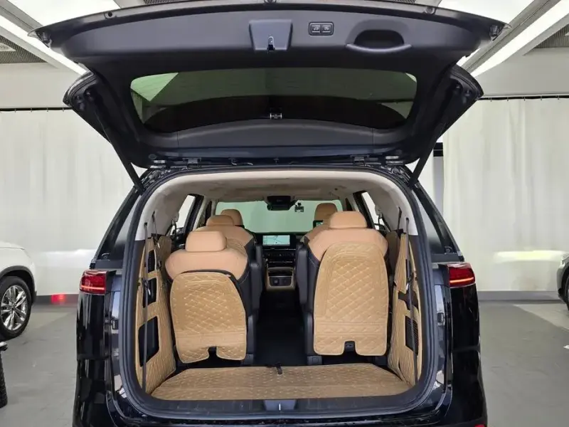 2021 Kia Carnival с пробегом 72 646 км