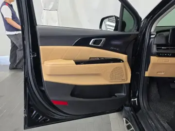 2021 Kia Carnival с пробегом 72 646 км