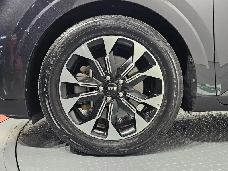 2021 Kia Carnival с пробегом 66 705 км