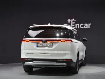 2021 Kia Carnival с пробегом 123 531 км