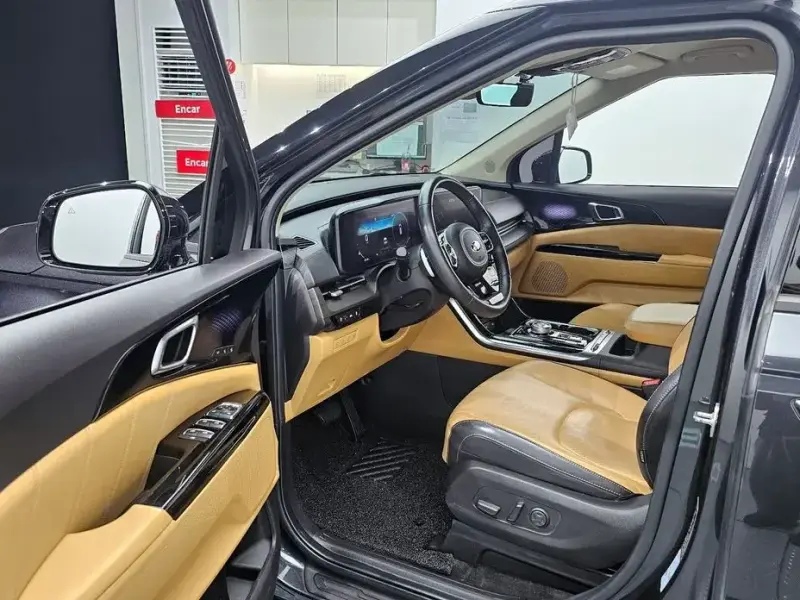 2021 Kia Carnival с пробегом 66 705 км