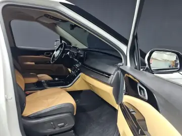 2021 Kia Carnival с пробегом 123 531 км