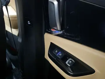 2021 Kia Carnival с пробегом 66 705 км
