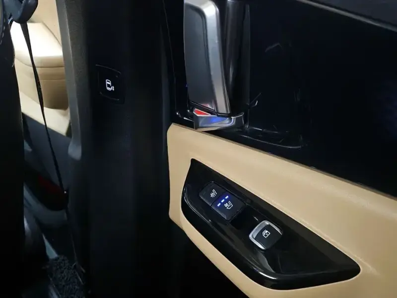 2021 Kia Carnival с пробегом 66 705 км