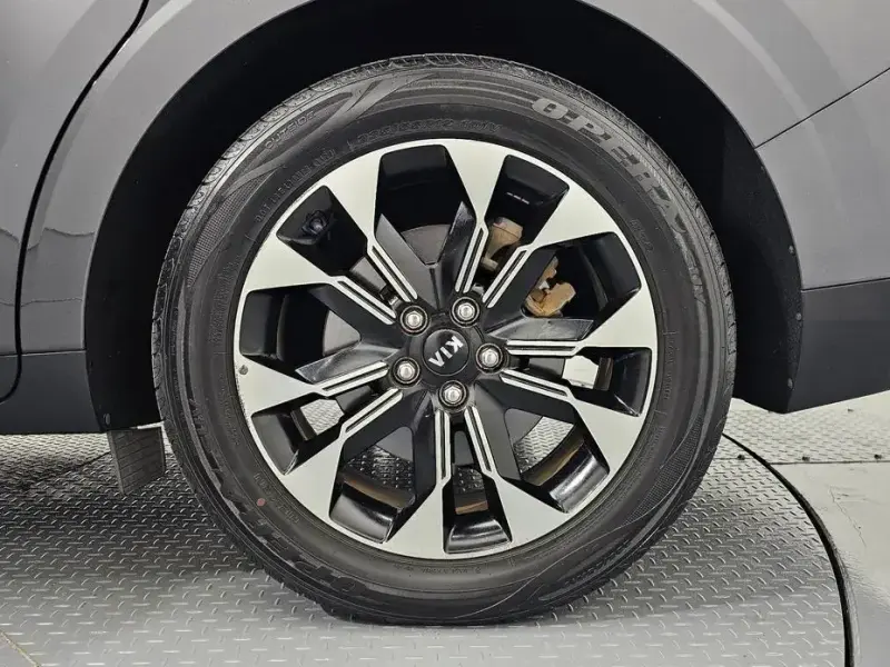 2021 Kia Carnival с пробегом 66 705 км