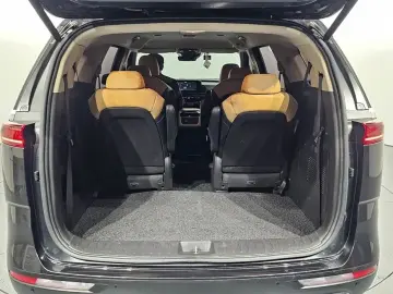 2021 Kia Carnival с пробегом 66 705 км