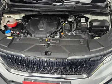 2022 Kia Carnival с пробегом 110 970 км