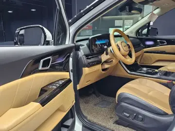 2022 Kia Carnival с пробегом 110 970 км