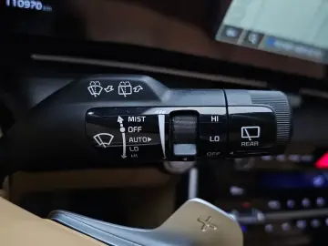 2022 Kia Carnival с пробегом 110 970 км