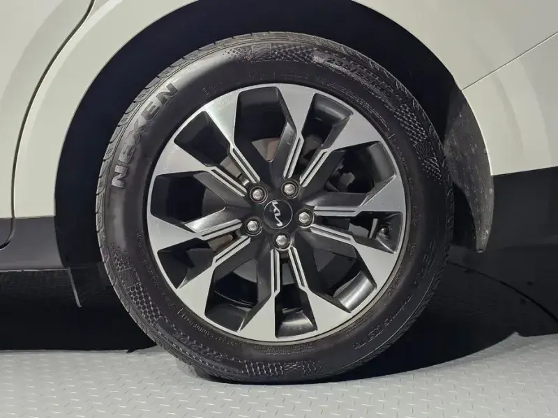 2022 Kia Carnival с пробегом 110 970 км