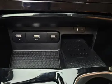 2022 Kia Carnival с пробегом 110 970 км