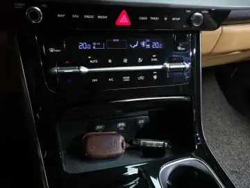 2021 Kia Carnival с пробегом 68 041 км