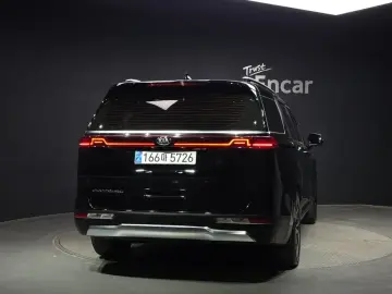 2021 Kia Carnival с пробегом 77 578 км
