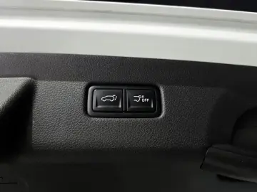 2021 Kia Carnival с пробегом 68 041 км