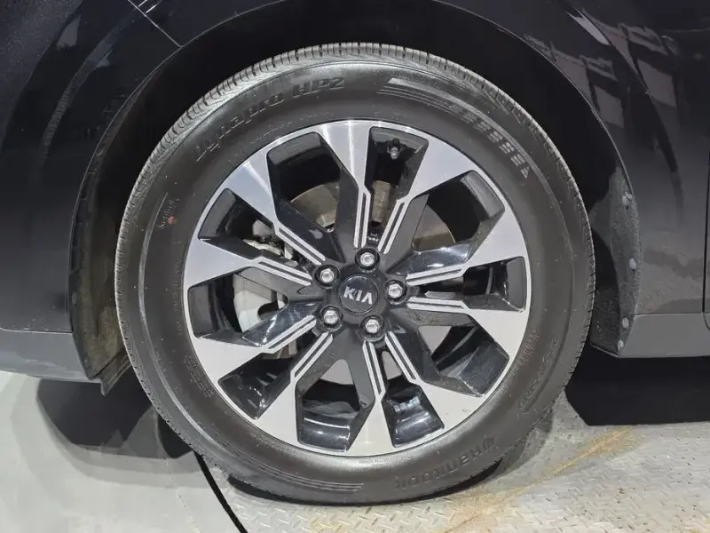 2021 Kia Carnival с пробегом 77 578 км