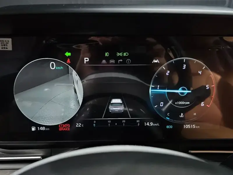 2023 Kia Carnival с пробегом 10 515 км
