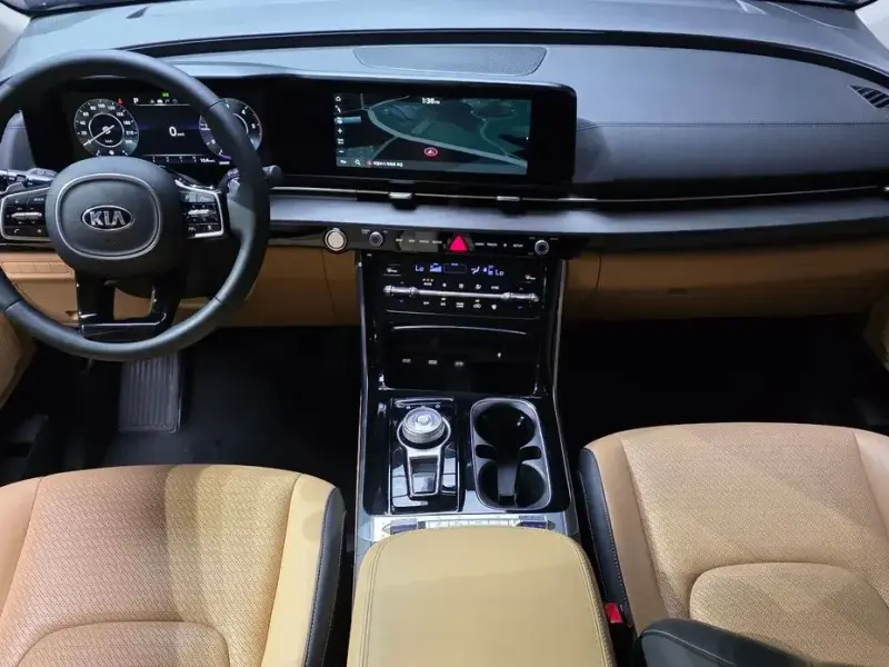 2021 Kia Carnival с пробегом 77 578 км
