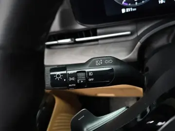 2023 Kia Carnival с пробегом 5 504 км