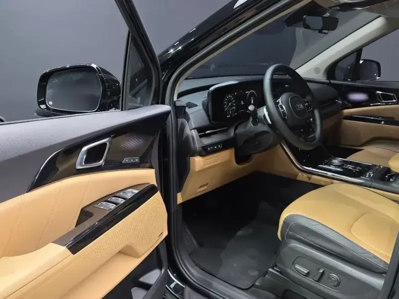 2021 Kia Carnival с пробегом 77 578 км