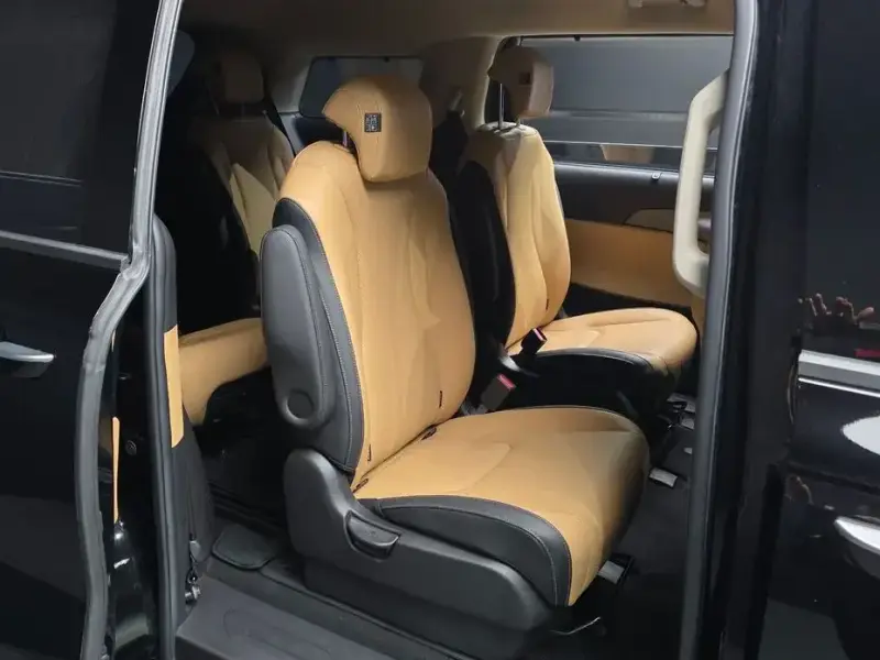 2021 Kia Carnival с пробегом 77 578 км