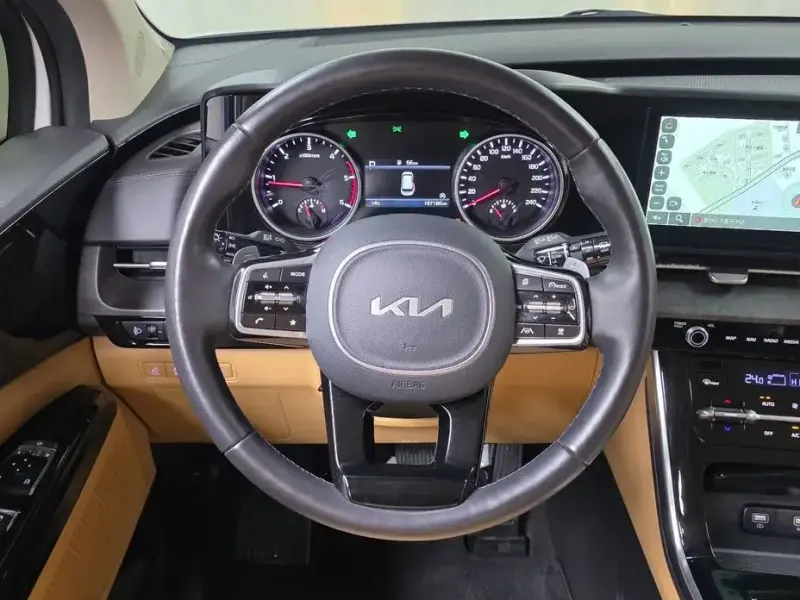 2022 Kia Carnival с пробегом 107 186 км