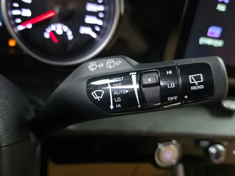 2022 Kia Carnival с пробегом 107 186 км