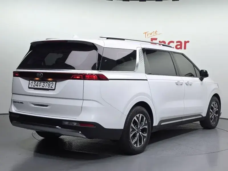 2021 Kia Carnival с пробегом 89 445 км