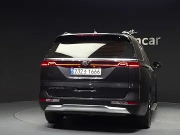 2021 Kia Carnival с пробегом 71 143 км
