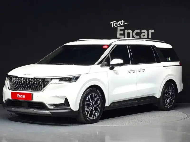 2022 Kia Carnival с пробегом 98 234 км