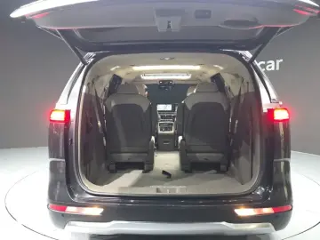 2021 Kia Carnival с пробегом 71 143 км