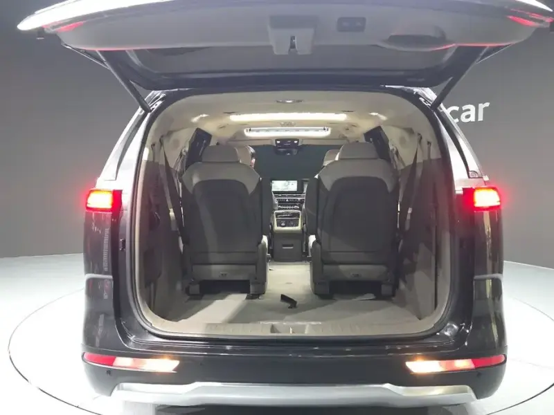 2021 Kia Carnival с пробегом 71 143 км