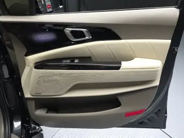 2021 Kia Carnival с пробегом 71 143 км