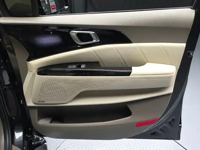 2021 Kia Carnival с пробегом 71 143 км