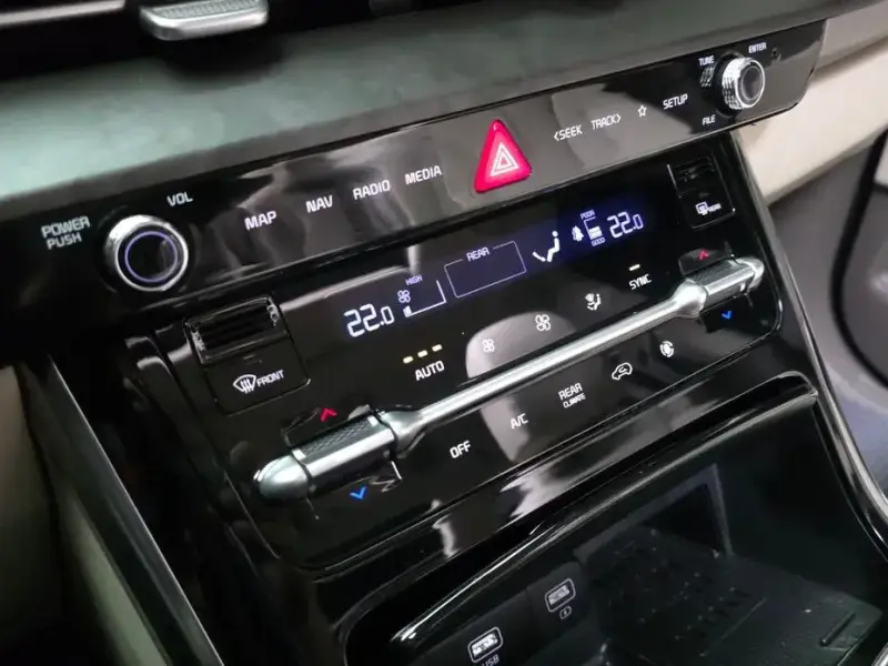 2021 Kia Carnival с пробегом 71 143 км