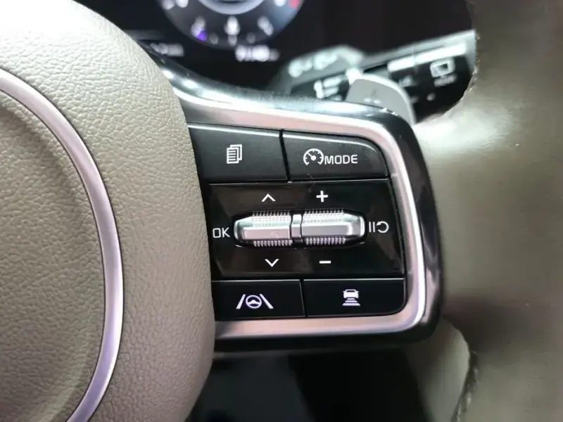 2021 Kia Carnival с пробегом 71 143 км