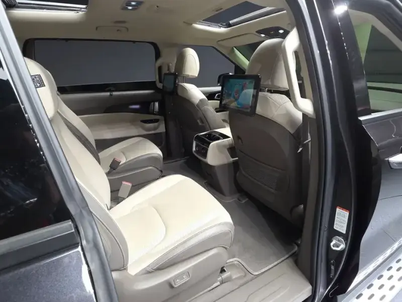 2021 Kia Carnival с пробегом 71 143 км