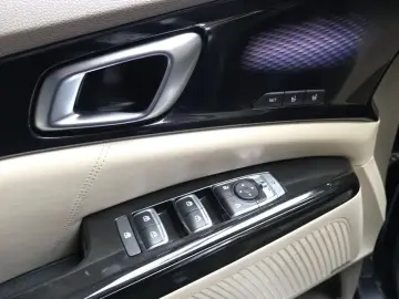 2021 Kia Carnival с пробегом 71 143 км