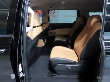 2022 Kia Carnival с пробегом 65 622 км