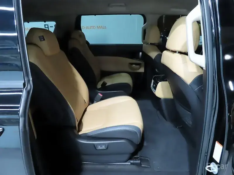 2022 Kia Carnival с пробегом 65 622 км