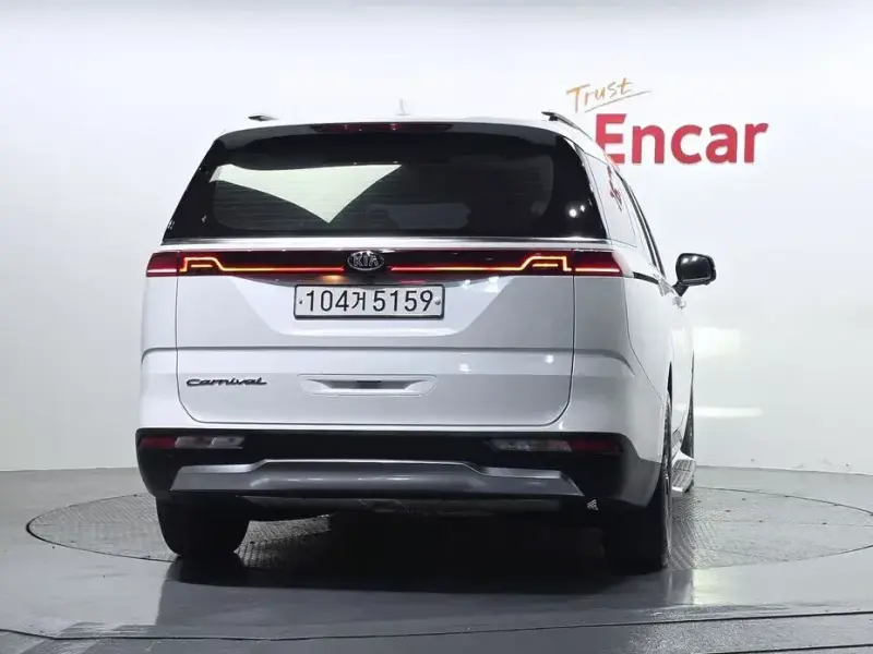 2021 Kia Carnival с пробегом 144 232 км