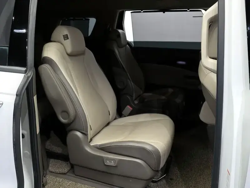 2021 Kia Carnival с пробегом 144 232 км