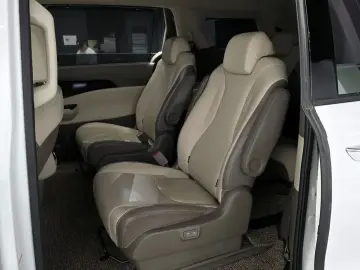 2021 Kia Carnival с пробегом 144 232 км