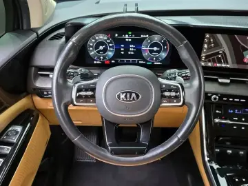 2021 Kia Carnival с пробегом 122 506 км