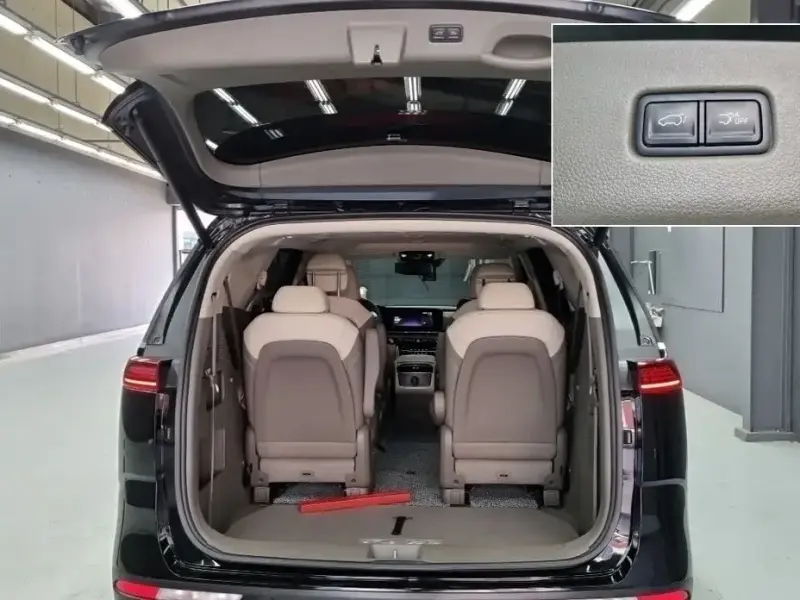 2023 Kia Carnival с пробегом 81 183 км
