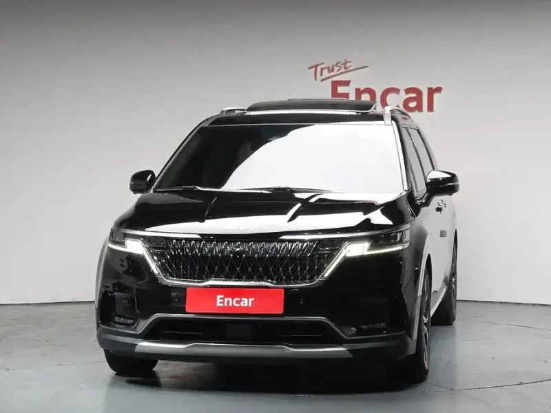 2022 Kia Carnival с пробегом 75 415 км