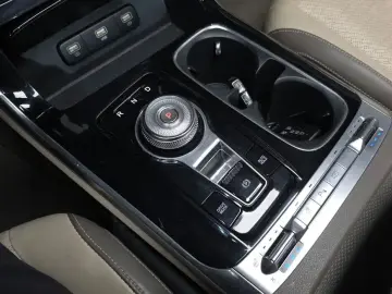 2022 Kia Carnival с пробегом 75 415 км