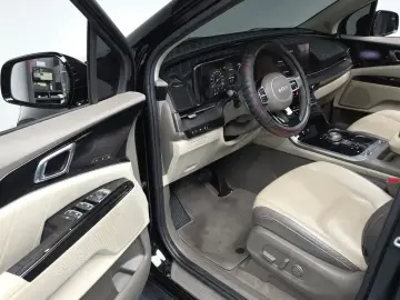 2022 Kia Carnival с пробегом 75 415 км